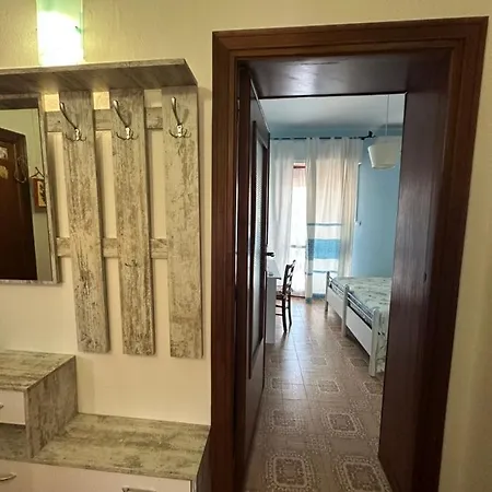 Apartman Al 205 *